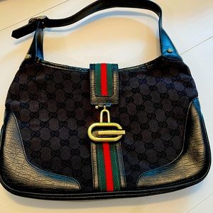 Vintage Gucci Shoulder bag!